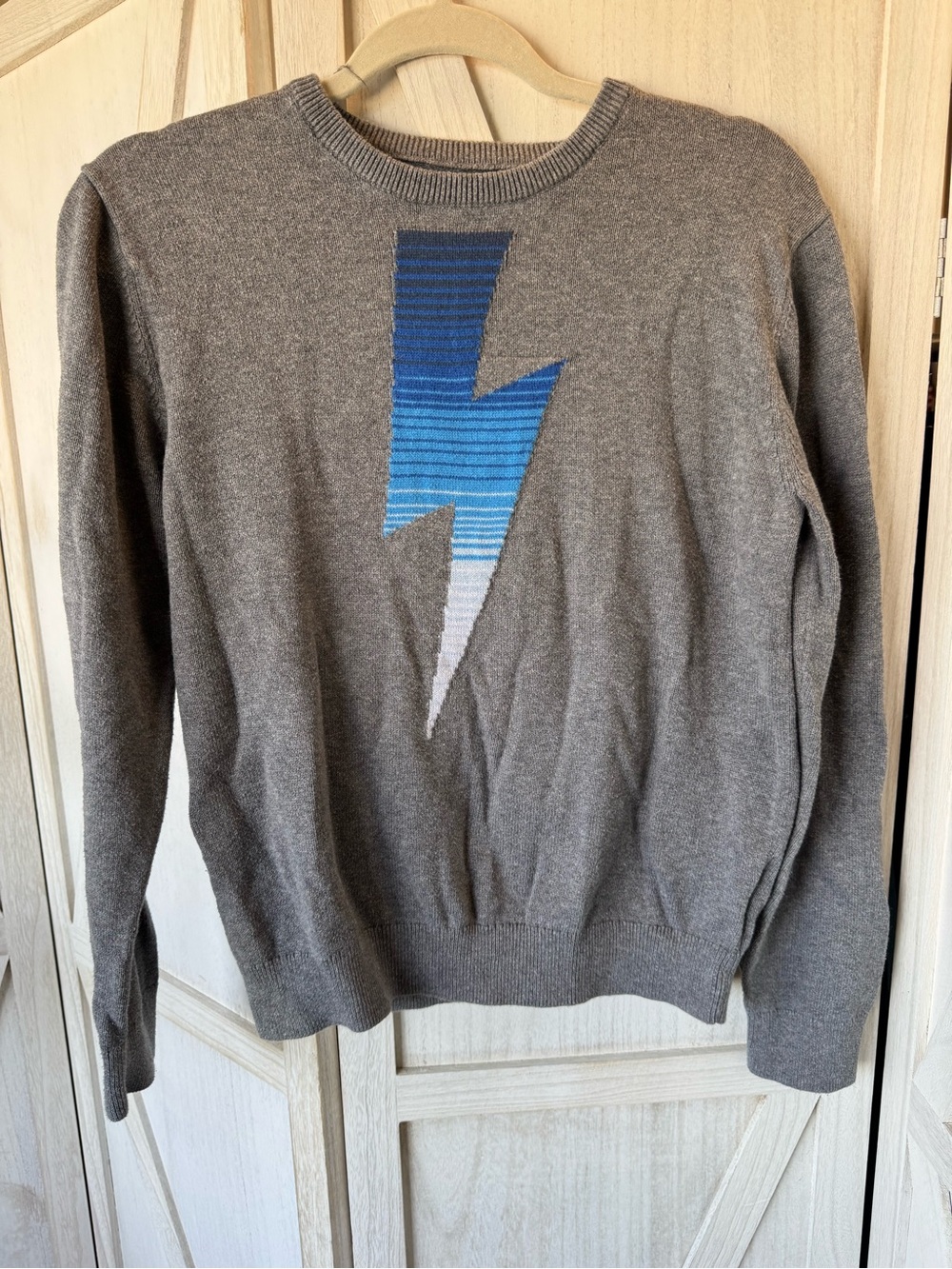 GAP boys Gray Sweater with Blue Lightning Bolt size XXL winter school
